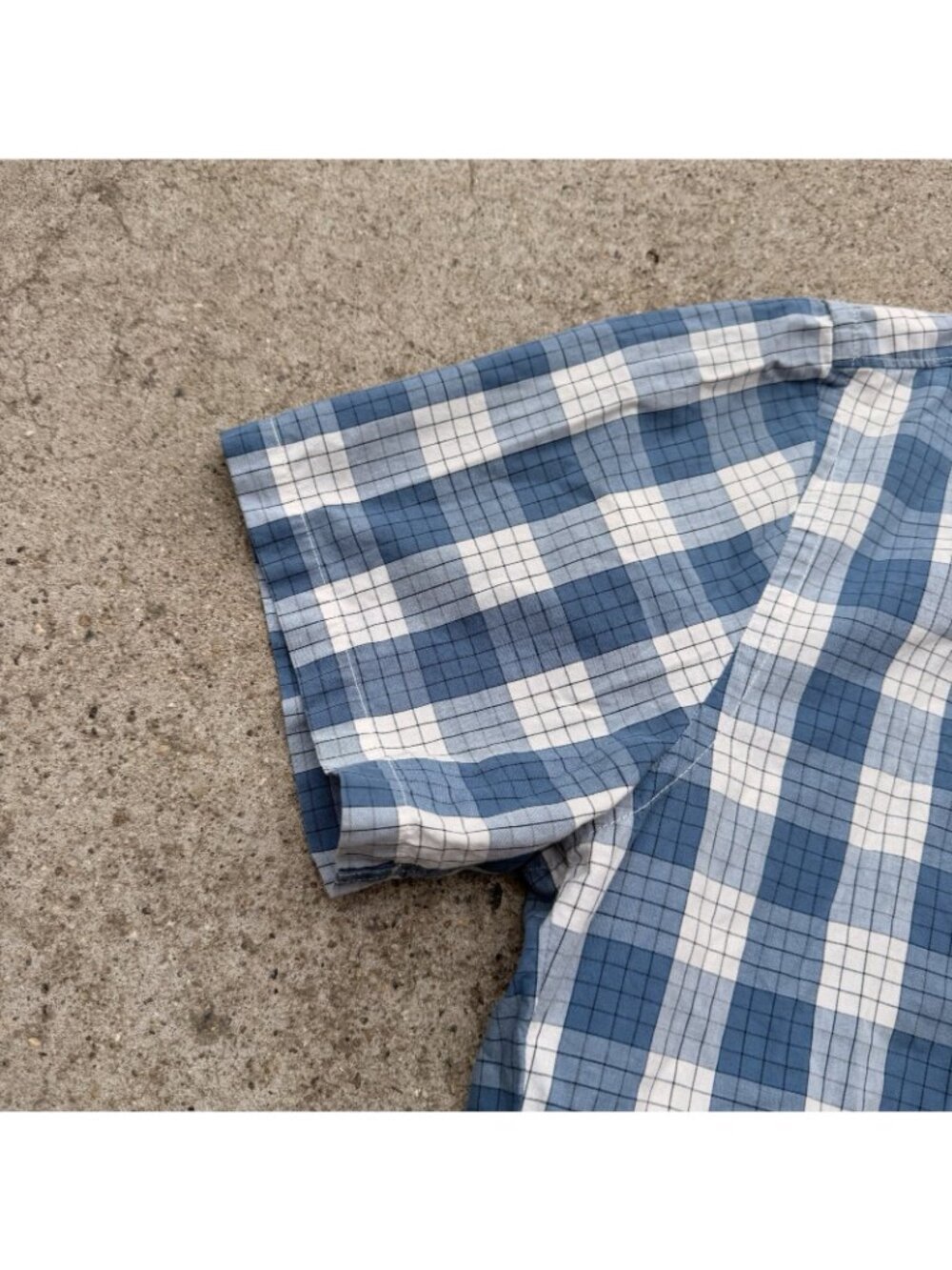 Outerknown Short Sleeve Button Up Camp Shirt Mens Size Large Plaid Blue - Picture 6 of 10